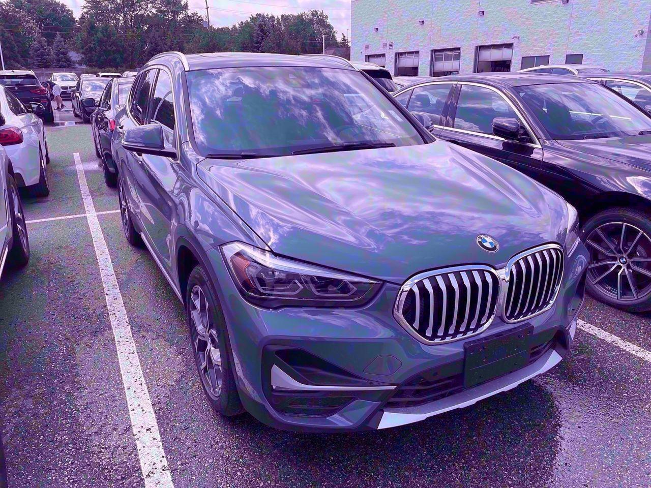 2021 BMW X1 28i-3