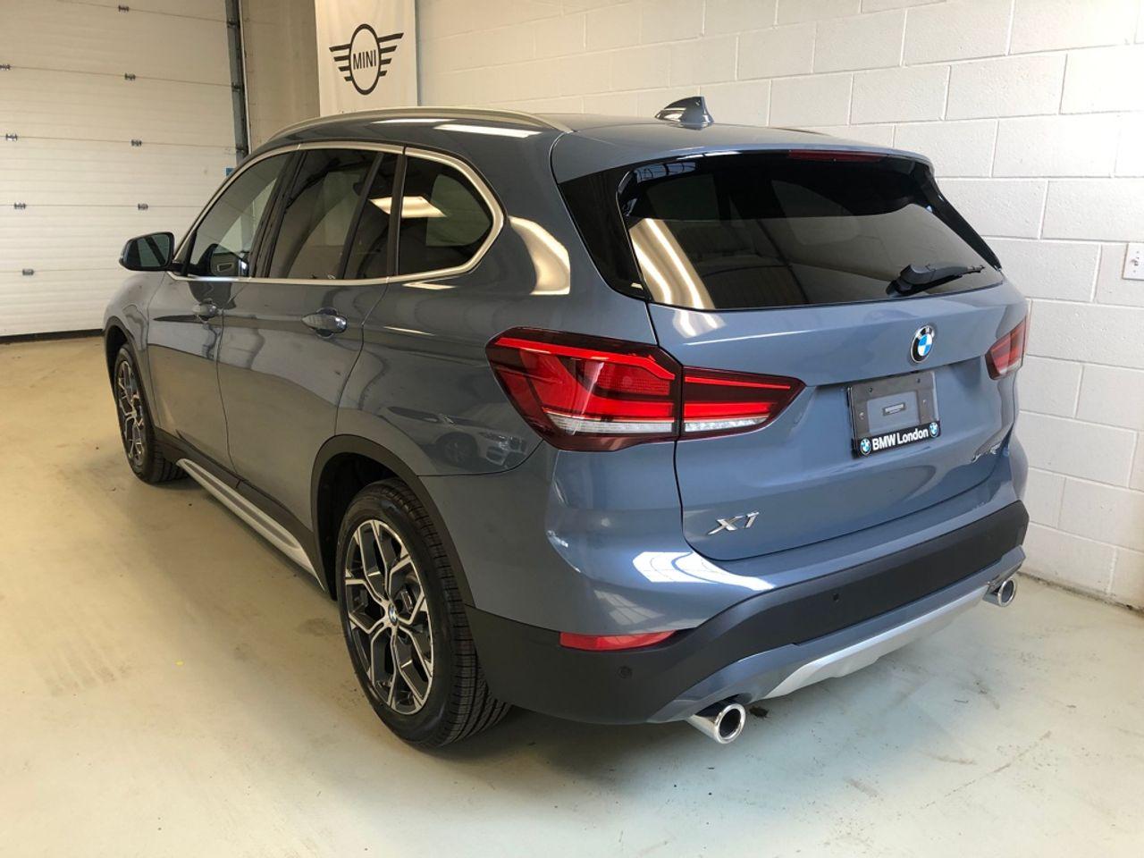 2021 BMW X1 28i-3