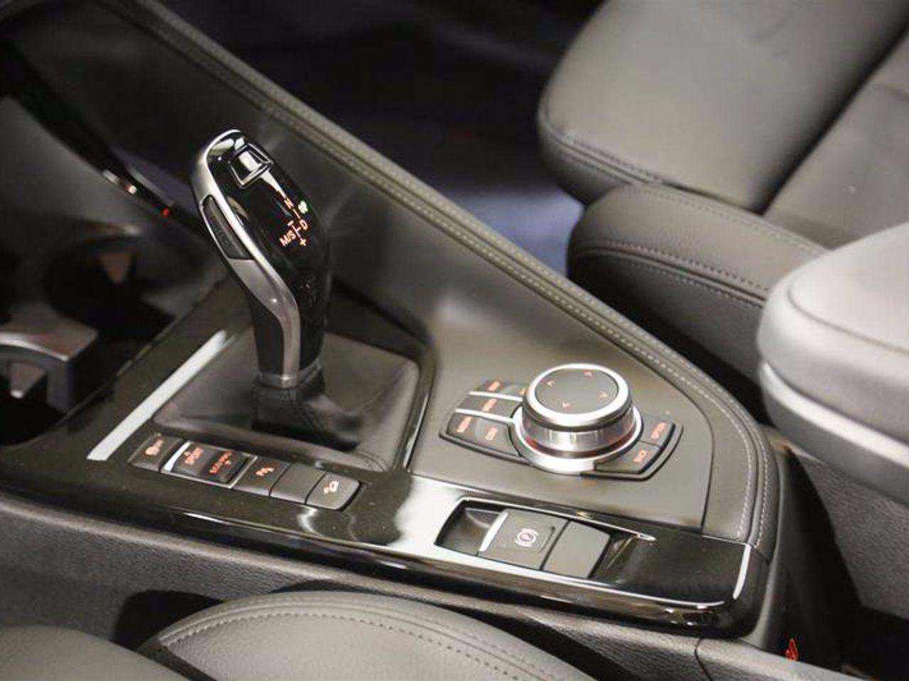 2021 BMW X1 28i-3