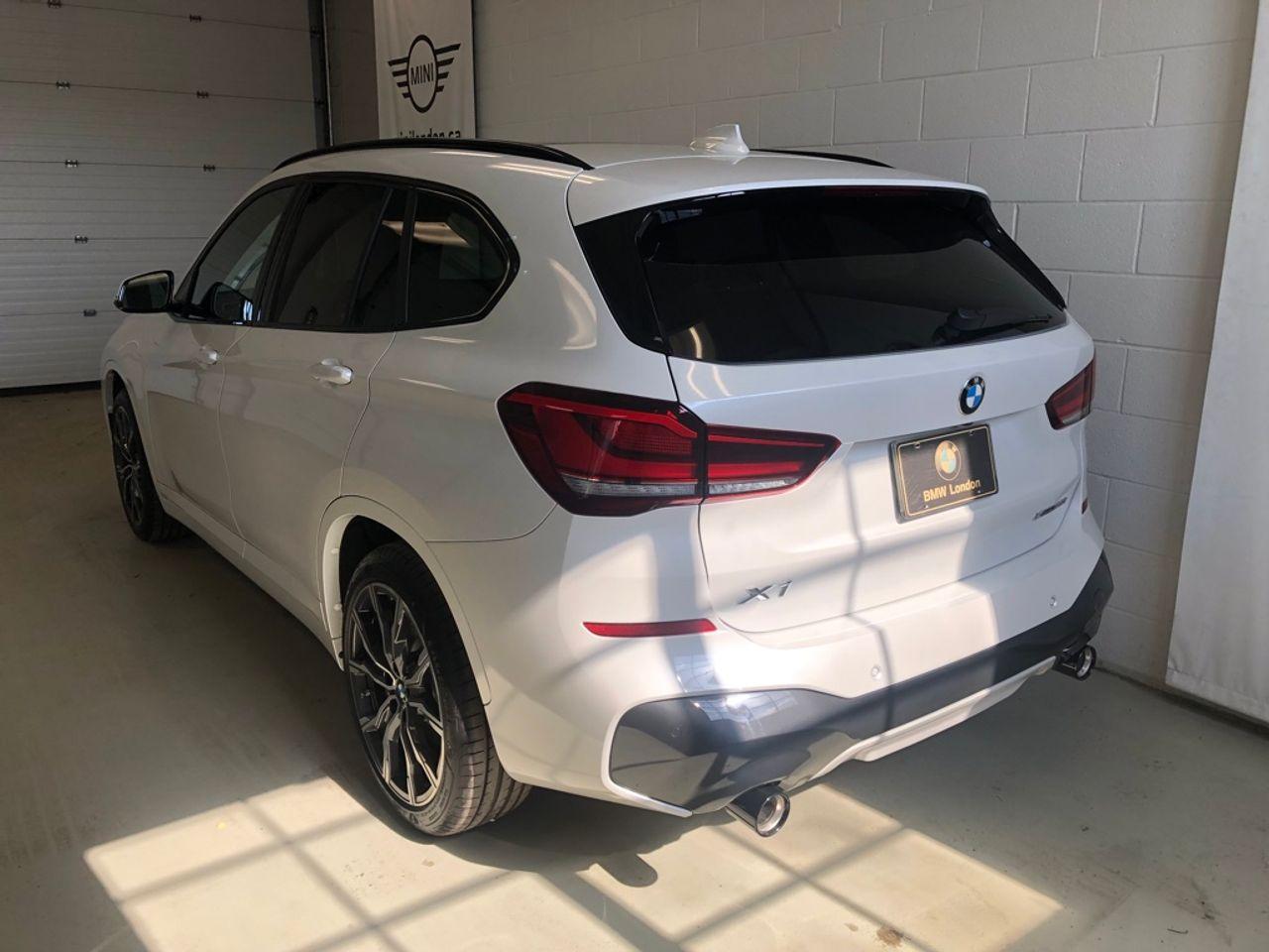 2021 BMW X1 28i-3