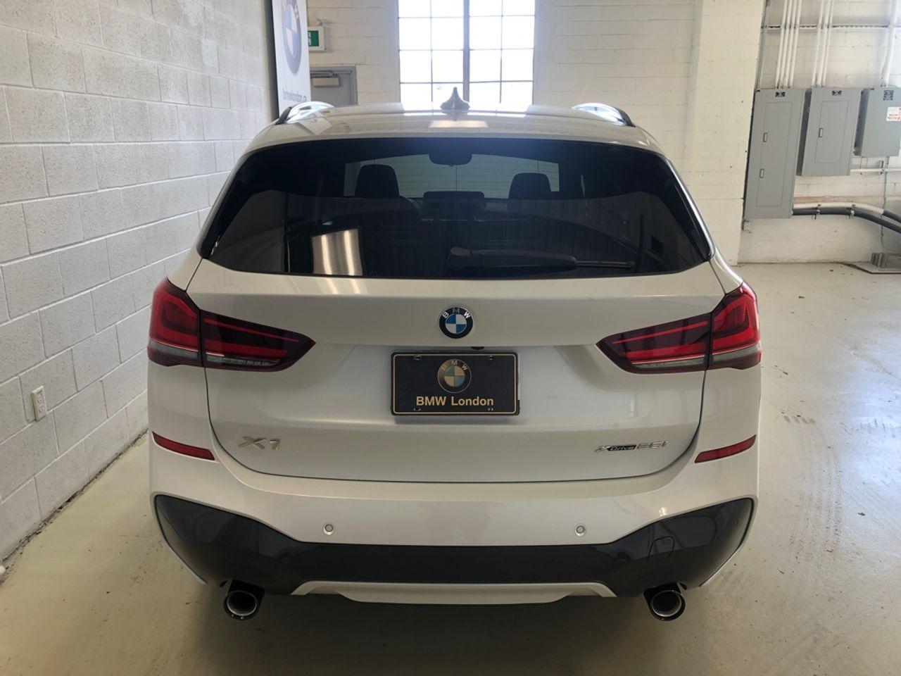 2021 BMW X1 28i-4