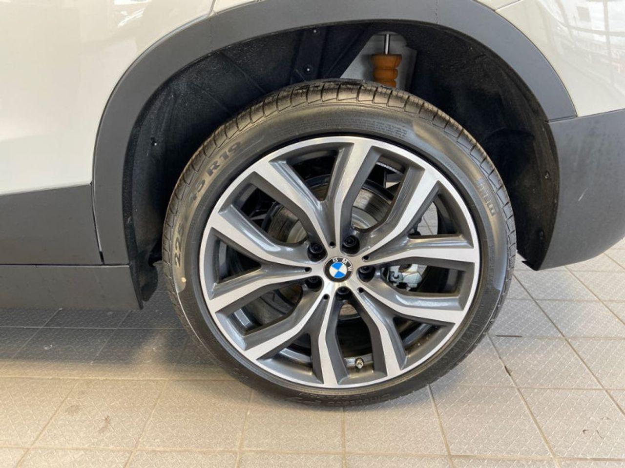 2021 BMW X2 Xdrive28i-3