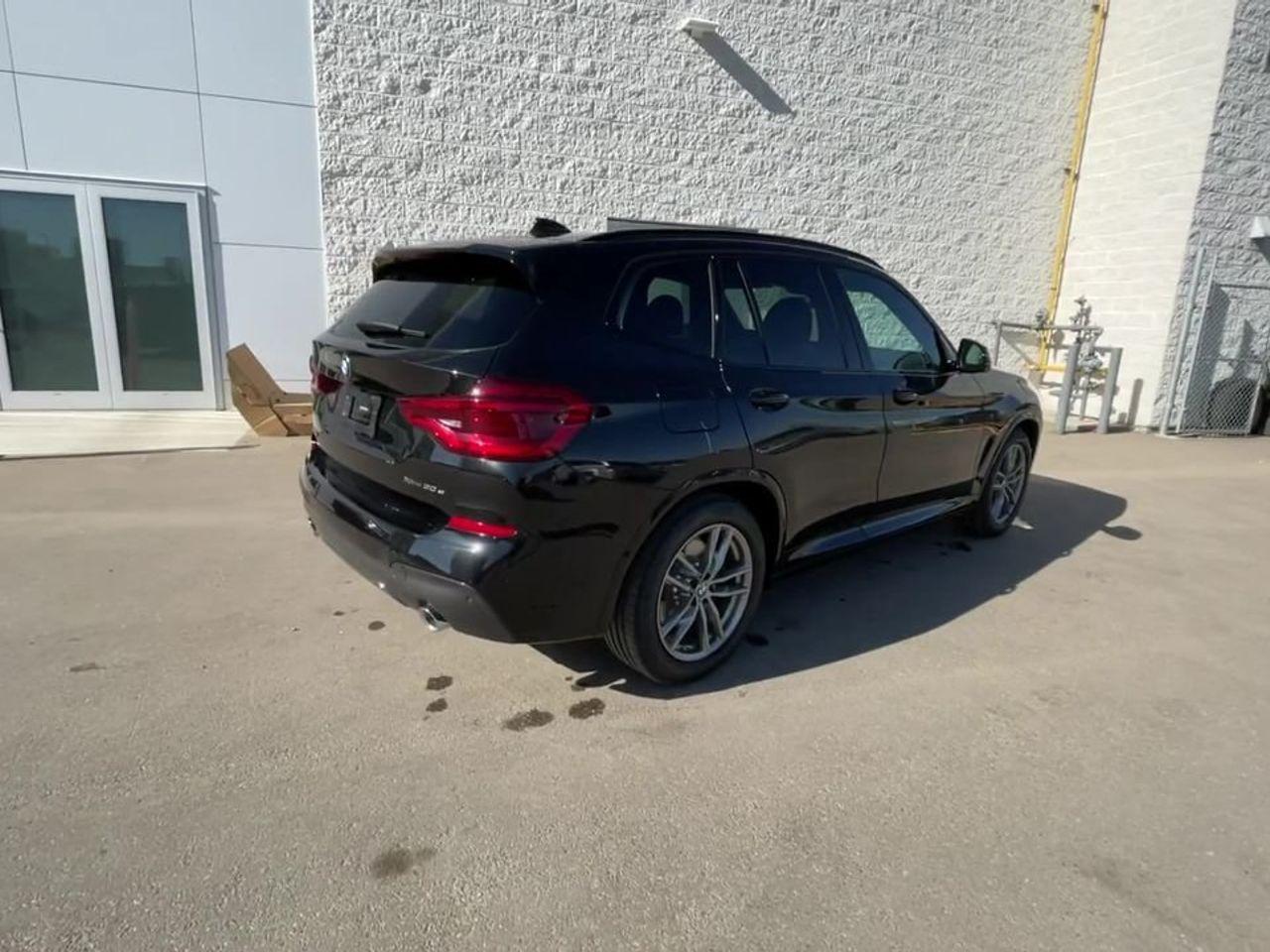 2021 BMW X3 XDrive30e-2