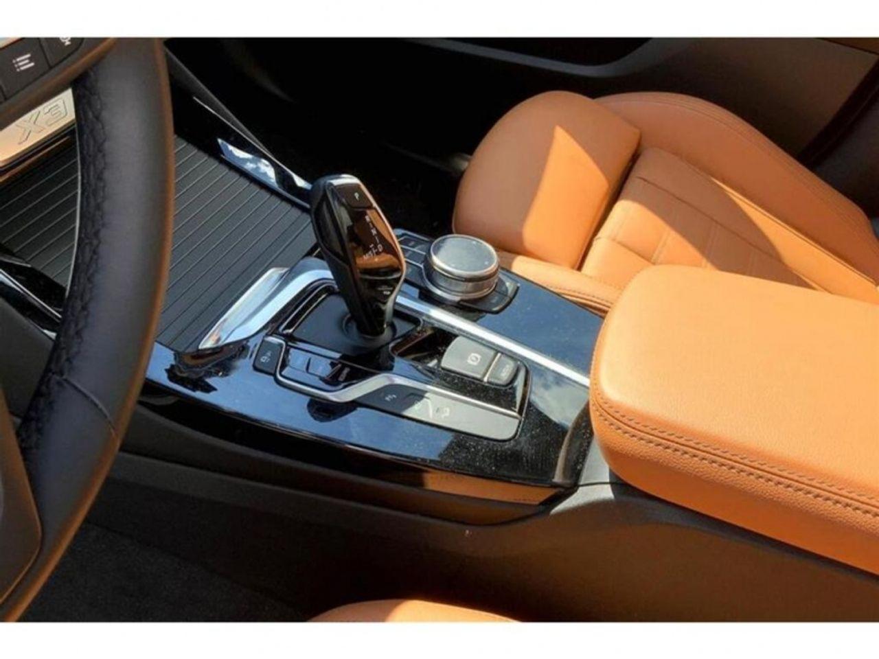 2021 BMW X3 xDrive30i-4