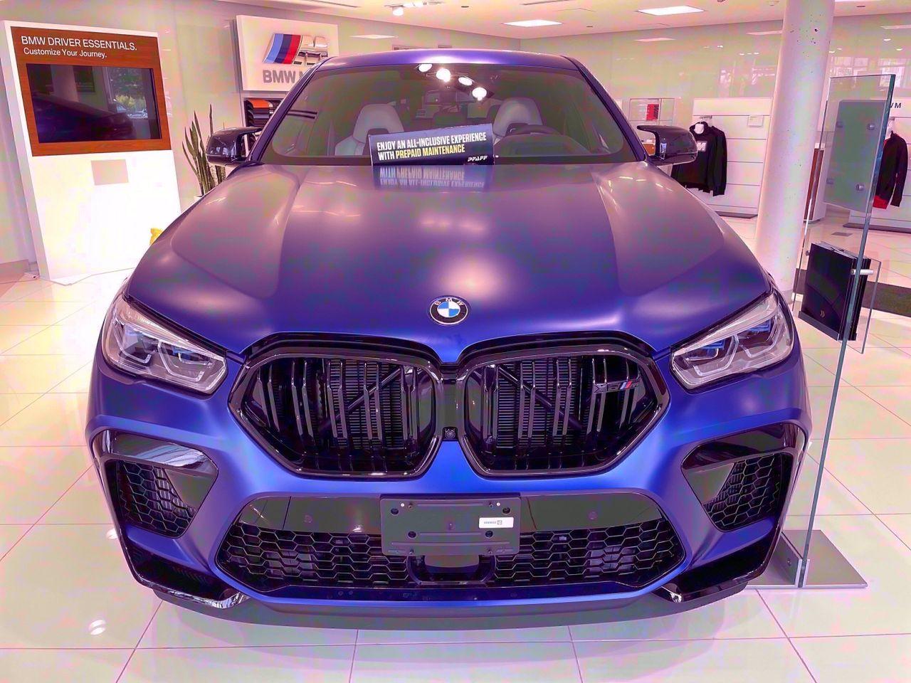 2021 BMW X6 M Base-4