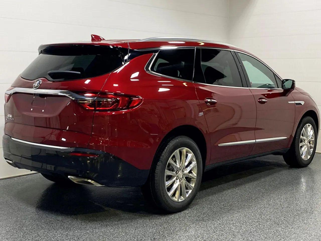 2021 Buick Enclave Essence-2