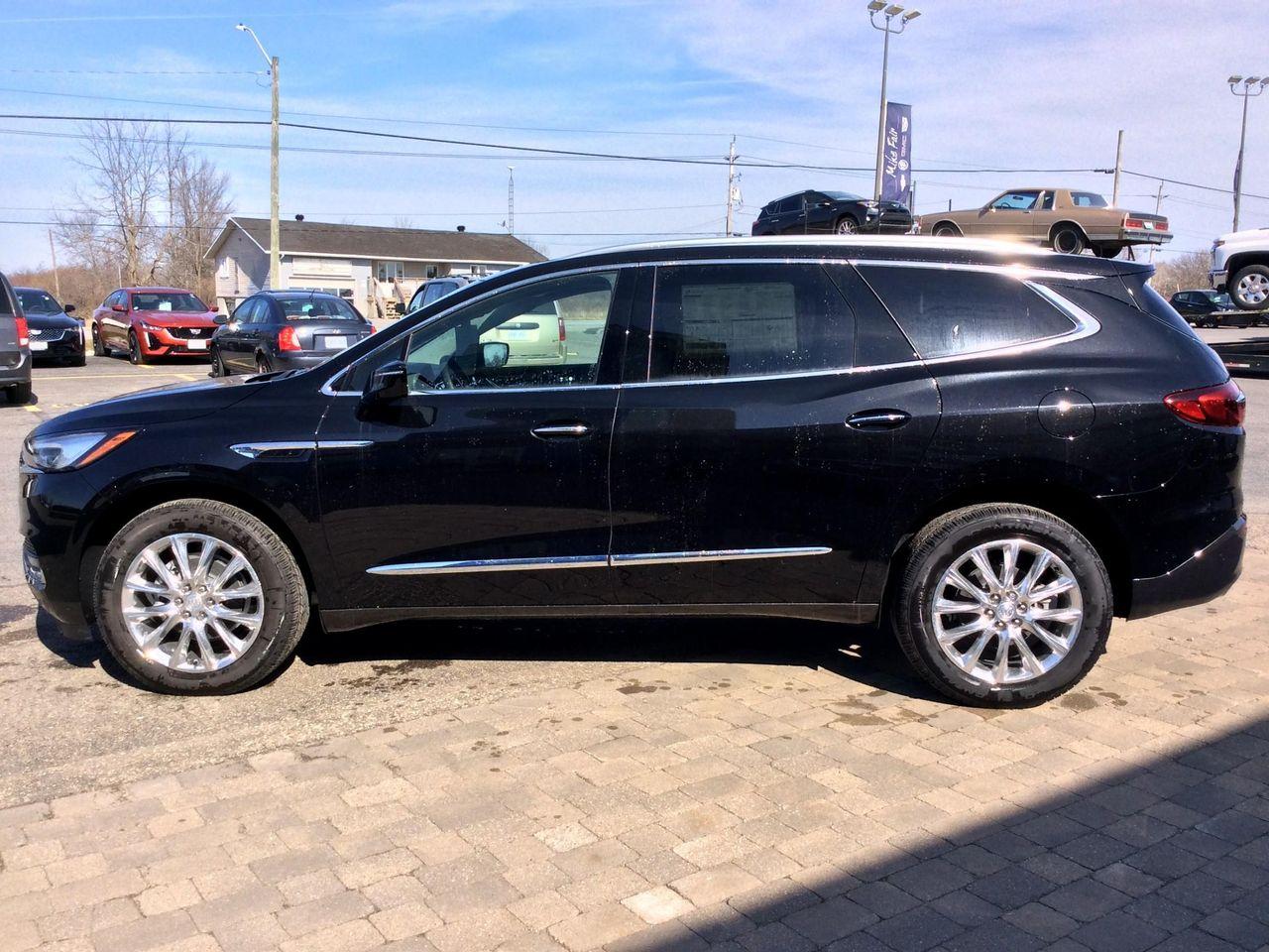 2021 Buick Enclave Essence-3