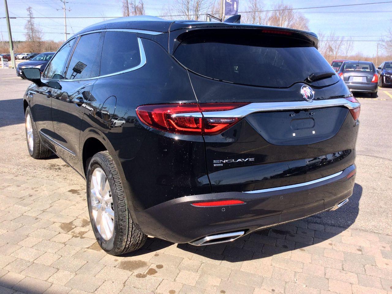 2021 Buick Enclave Essence-4