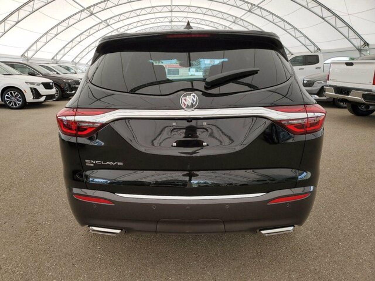 2021 Buick Enclave Essence-2