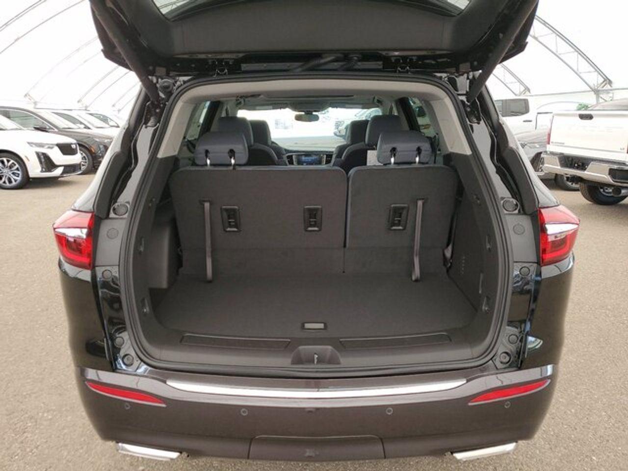 2021 Buick Enclave Essence-3