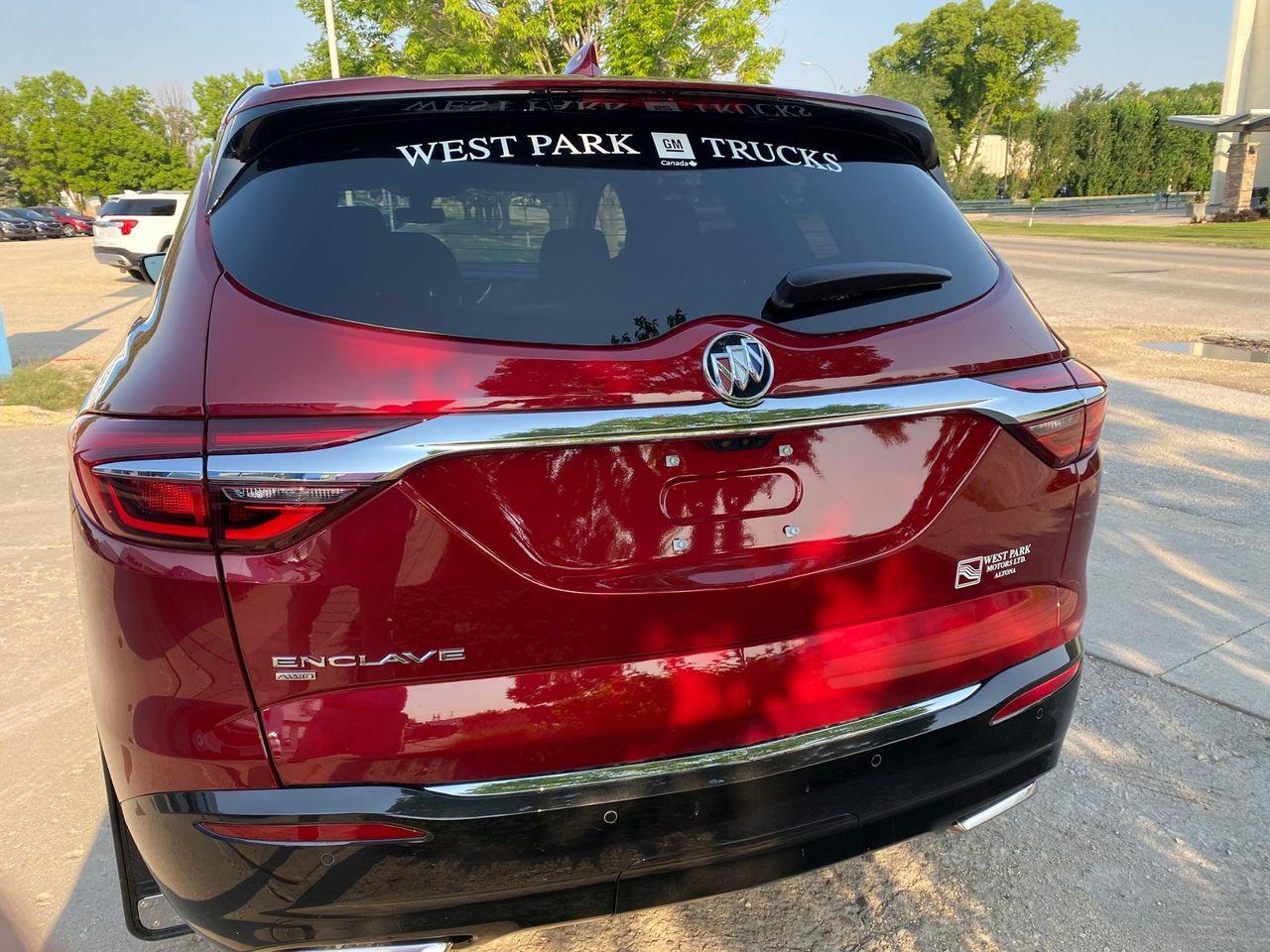 2021 Buick Enclave Essence-3