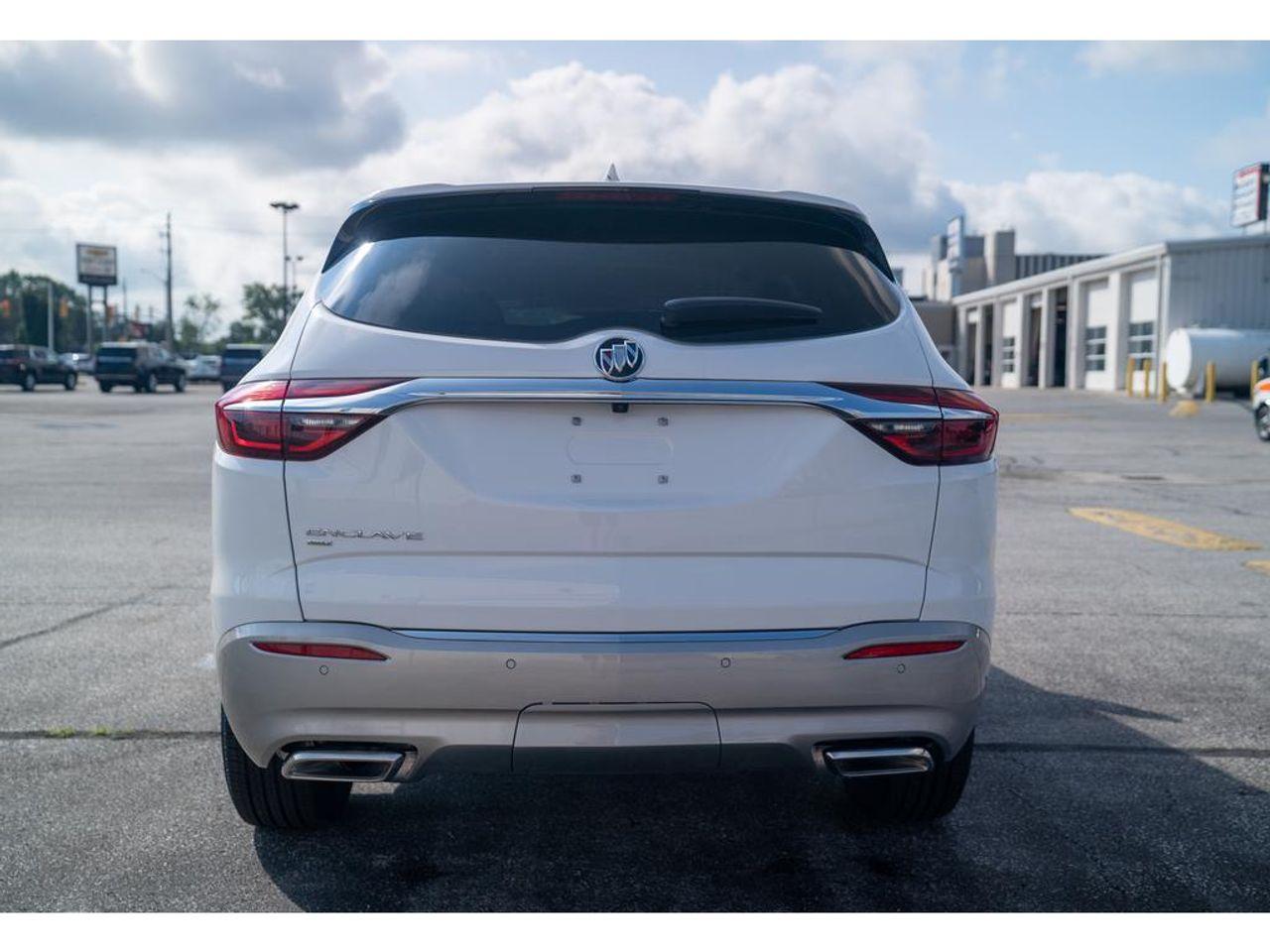 2021 Buick Enclave Essence-3