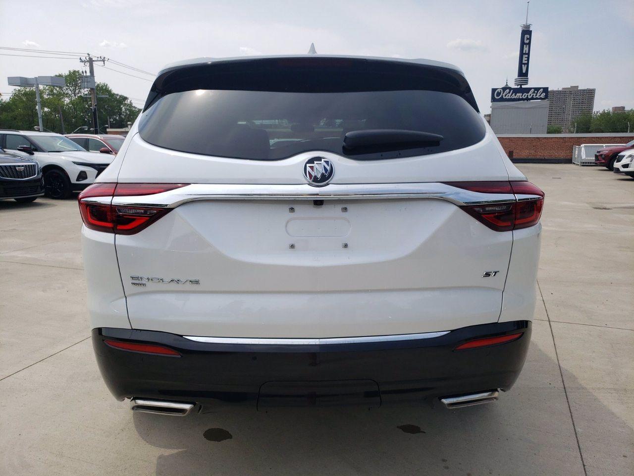 2021 Buick Enclave Essence-3