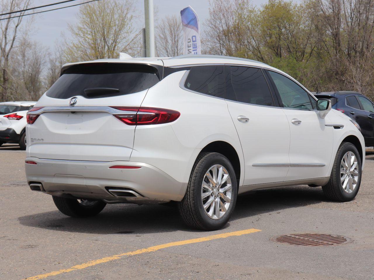 2021 Buick Enclave Essence-2