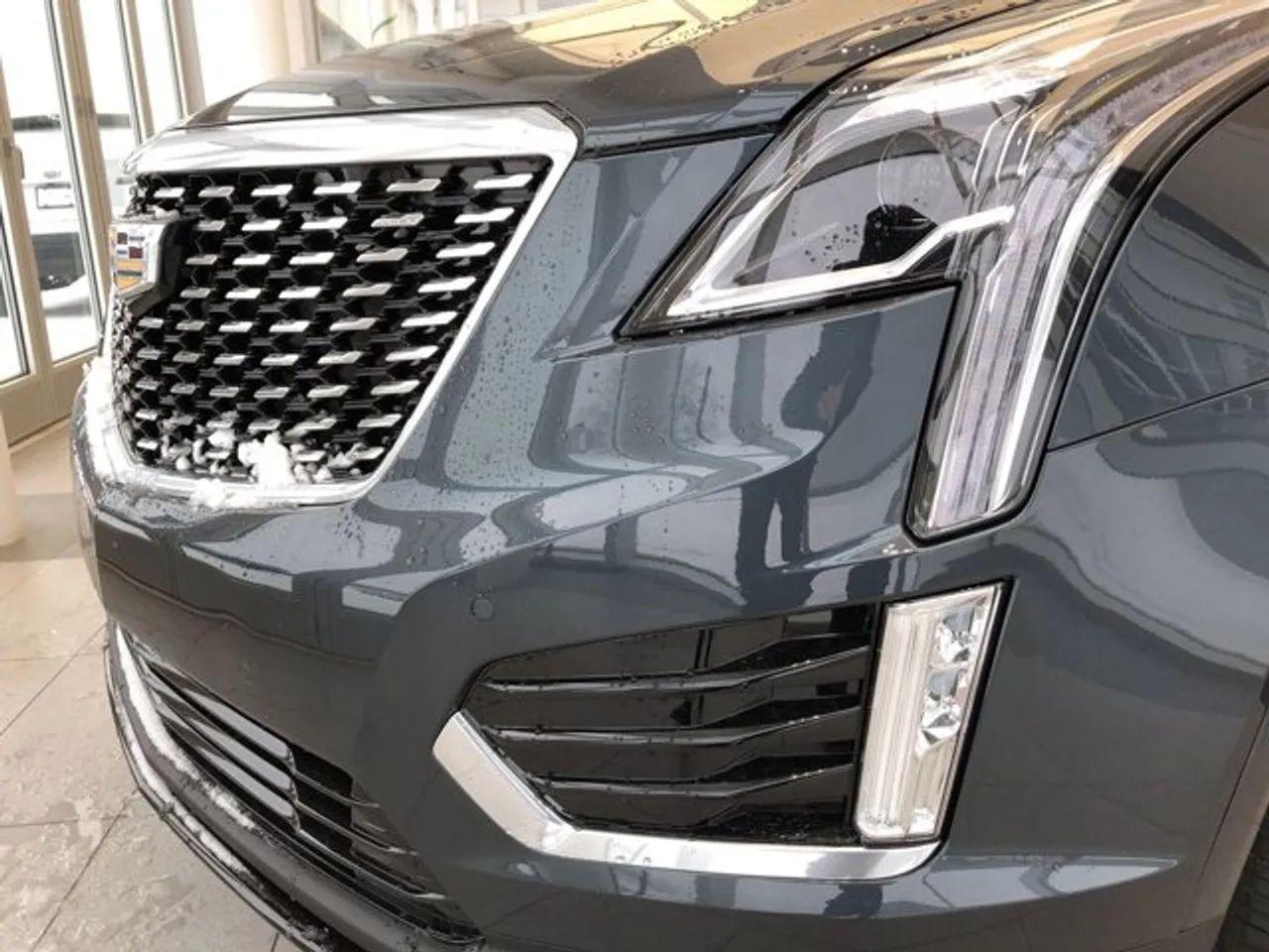 2021 Cadillac XT5 Luxury-2