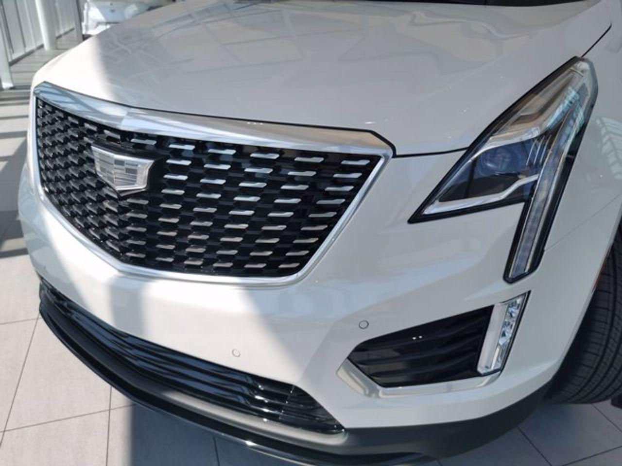 2021 Cadillac XT5 Luxury-2
