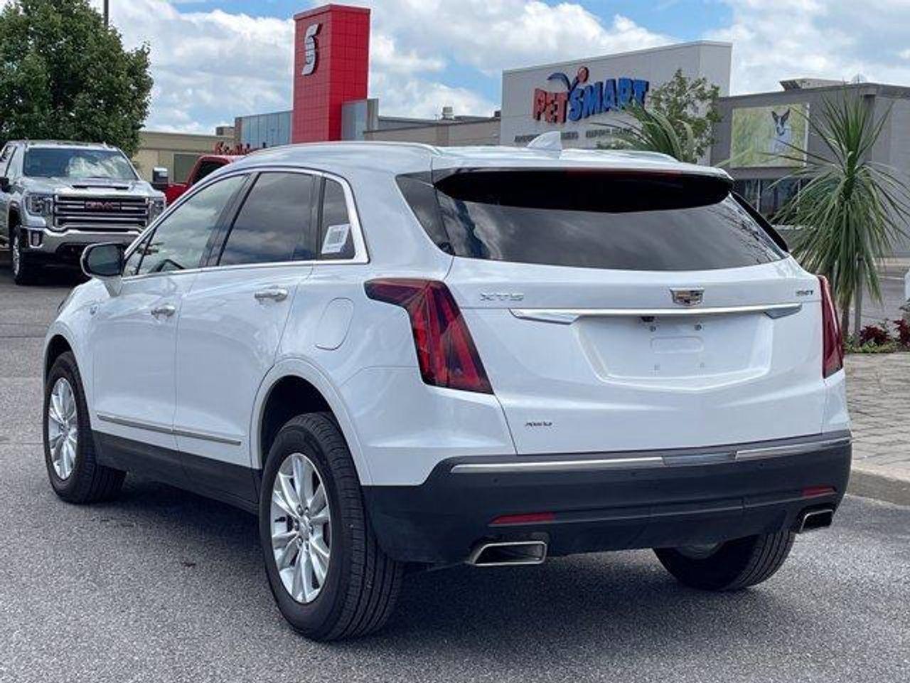 2021 Cadillac XT5 Luxury-2