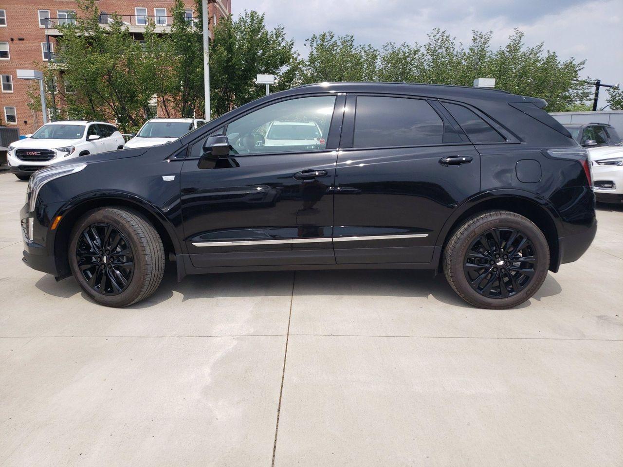 2021 Cadillac XT5 Sport-2