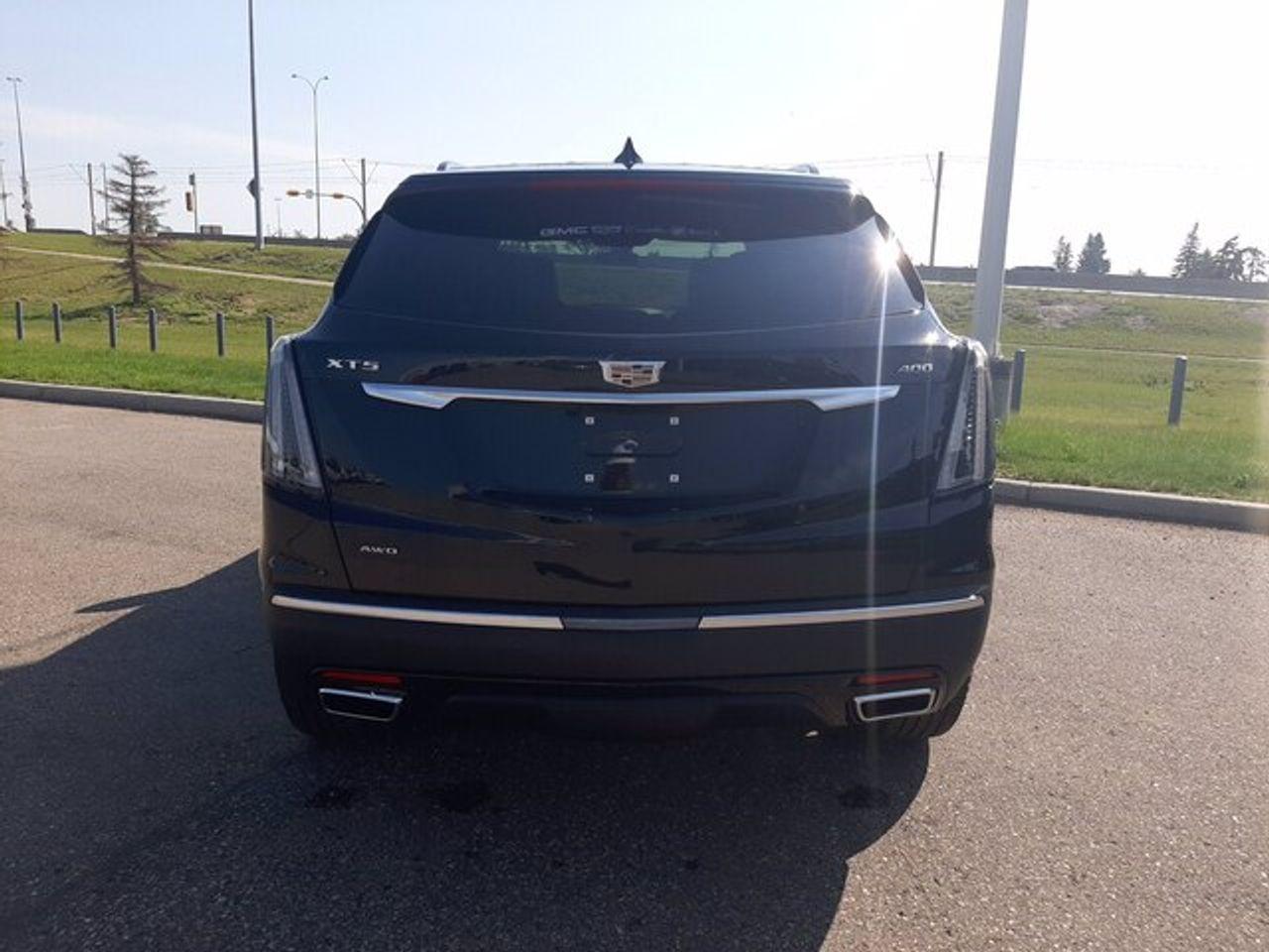 2021 Cadillac XT5 Sport-2