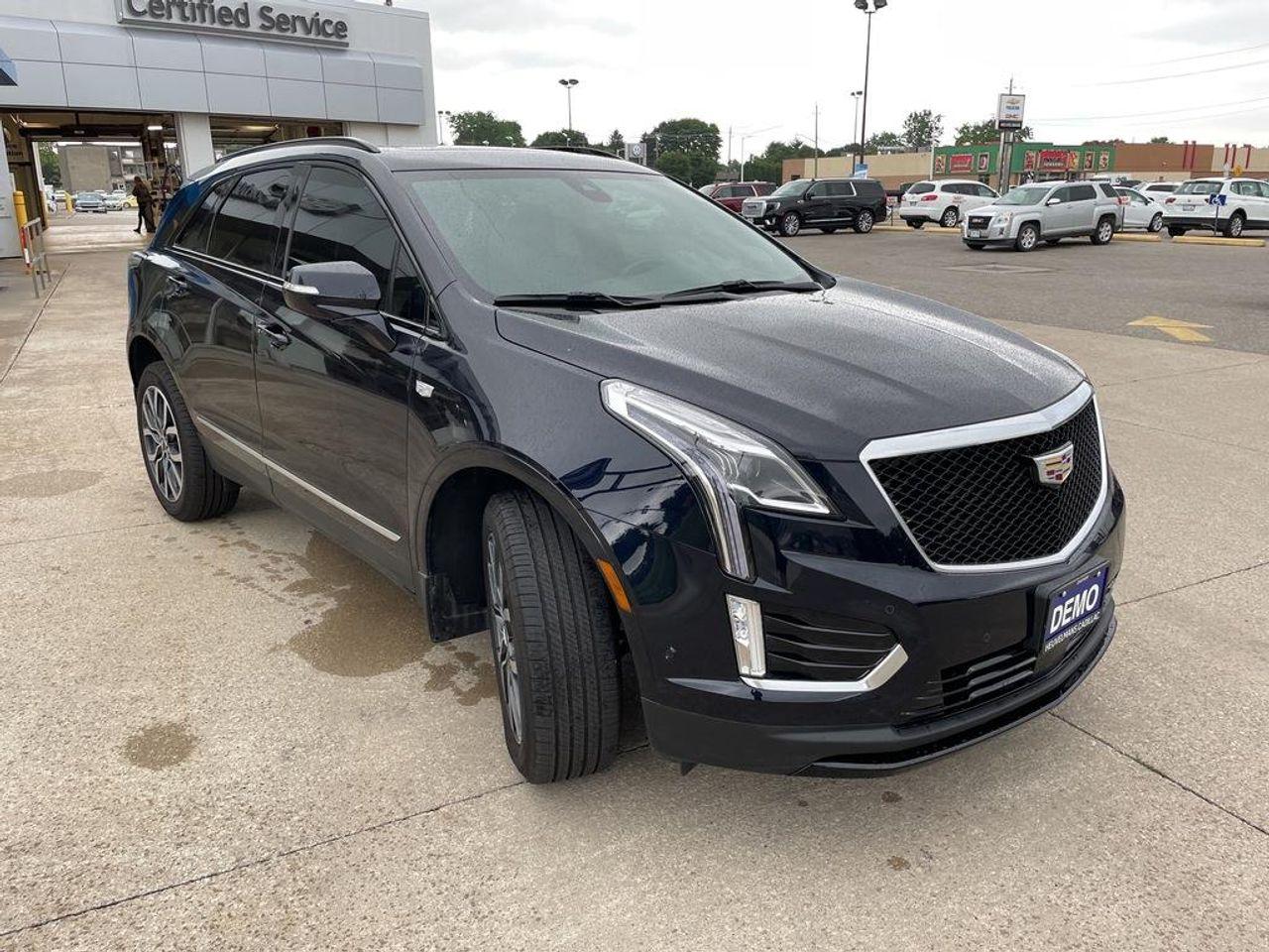 2021 Cadillac XT5 Sport-2