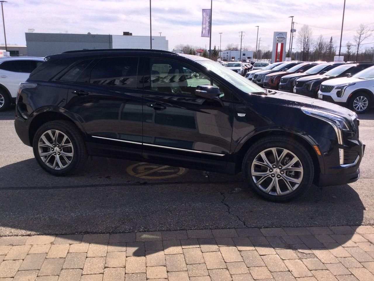 2021 Cadillac XT5 Sport-3