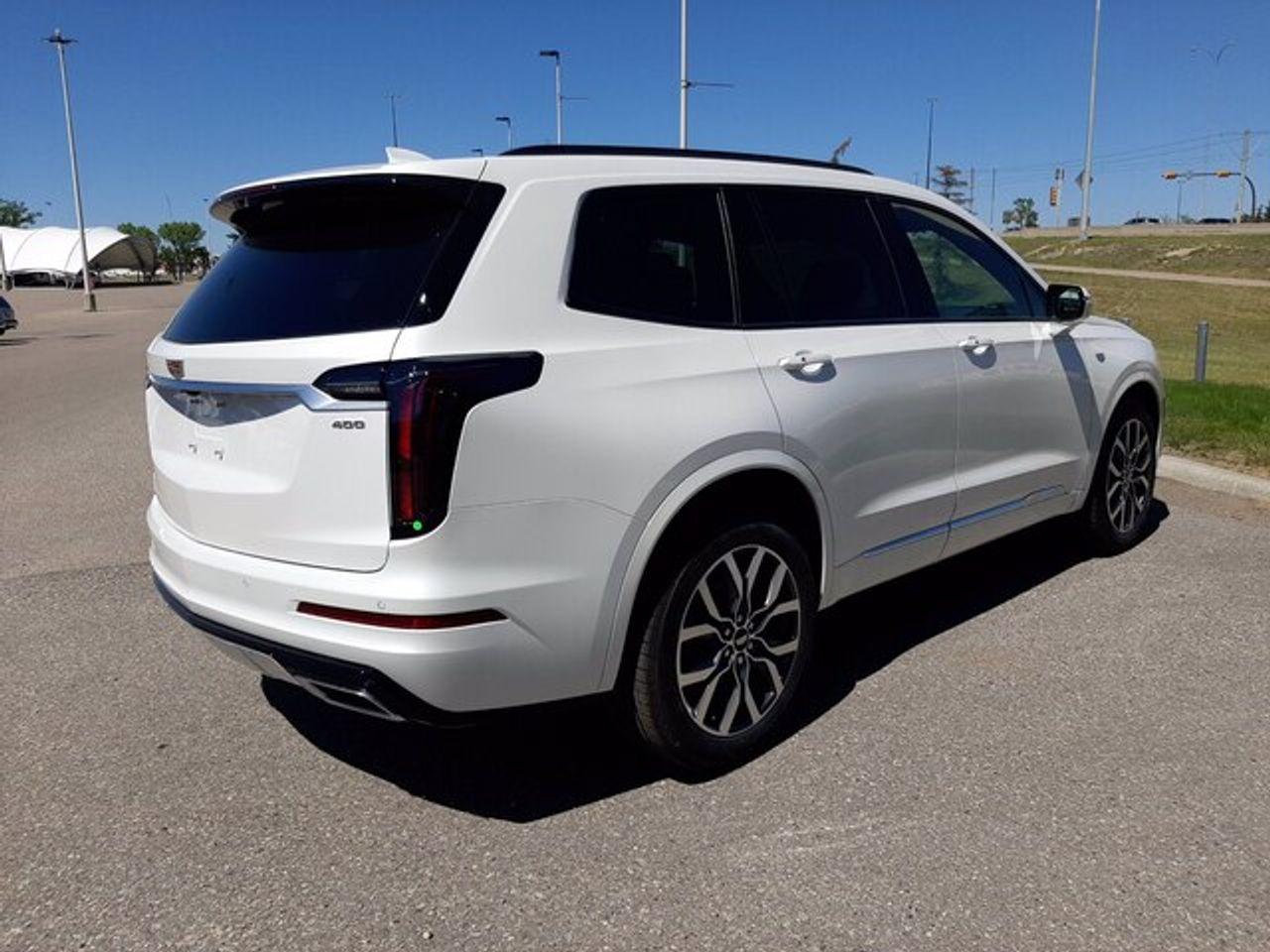 2021 Cadillac XT6 Sport-3