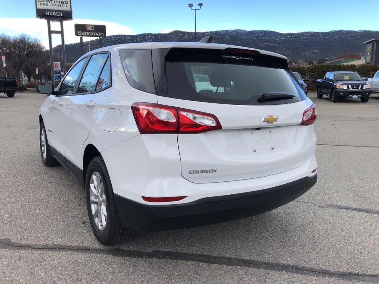 2021 Chevrolet Equinox LS-2