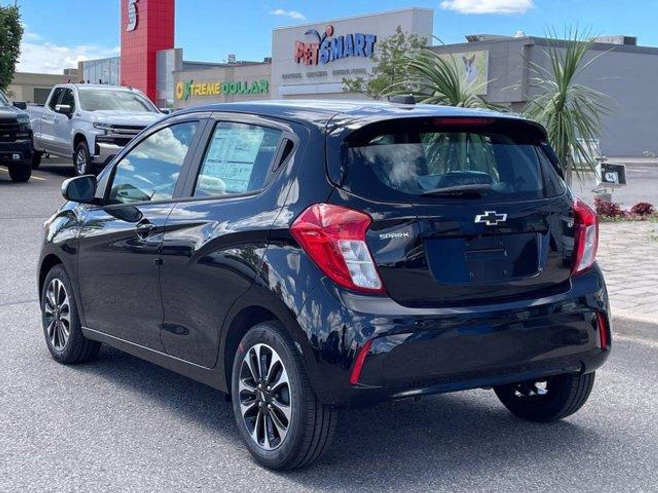 2021 Chevrolet Spark 1LT-2