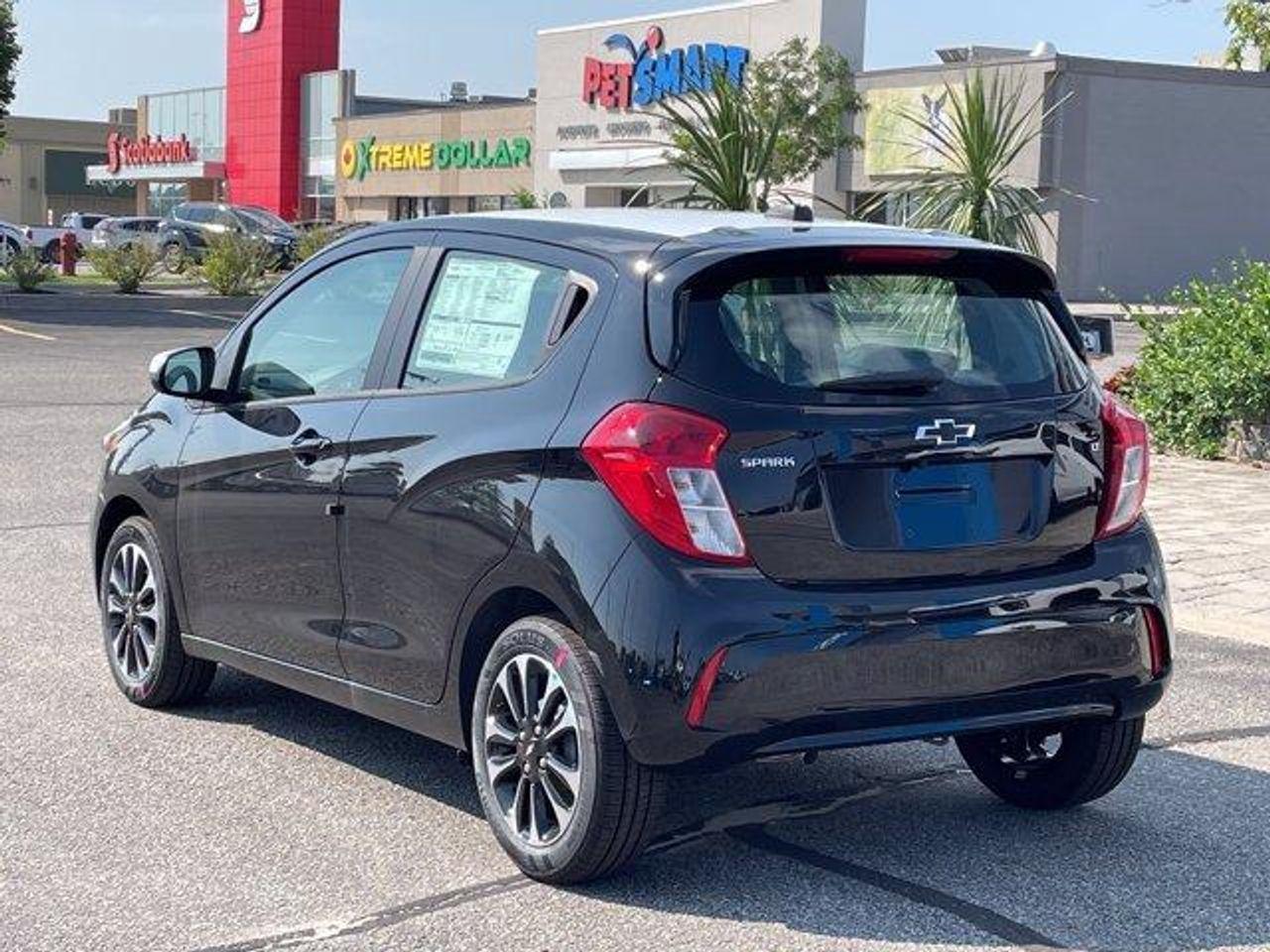 2021 Chevrolet Spark 1LT-2