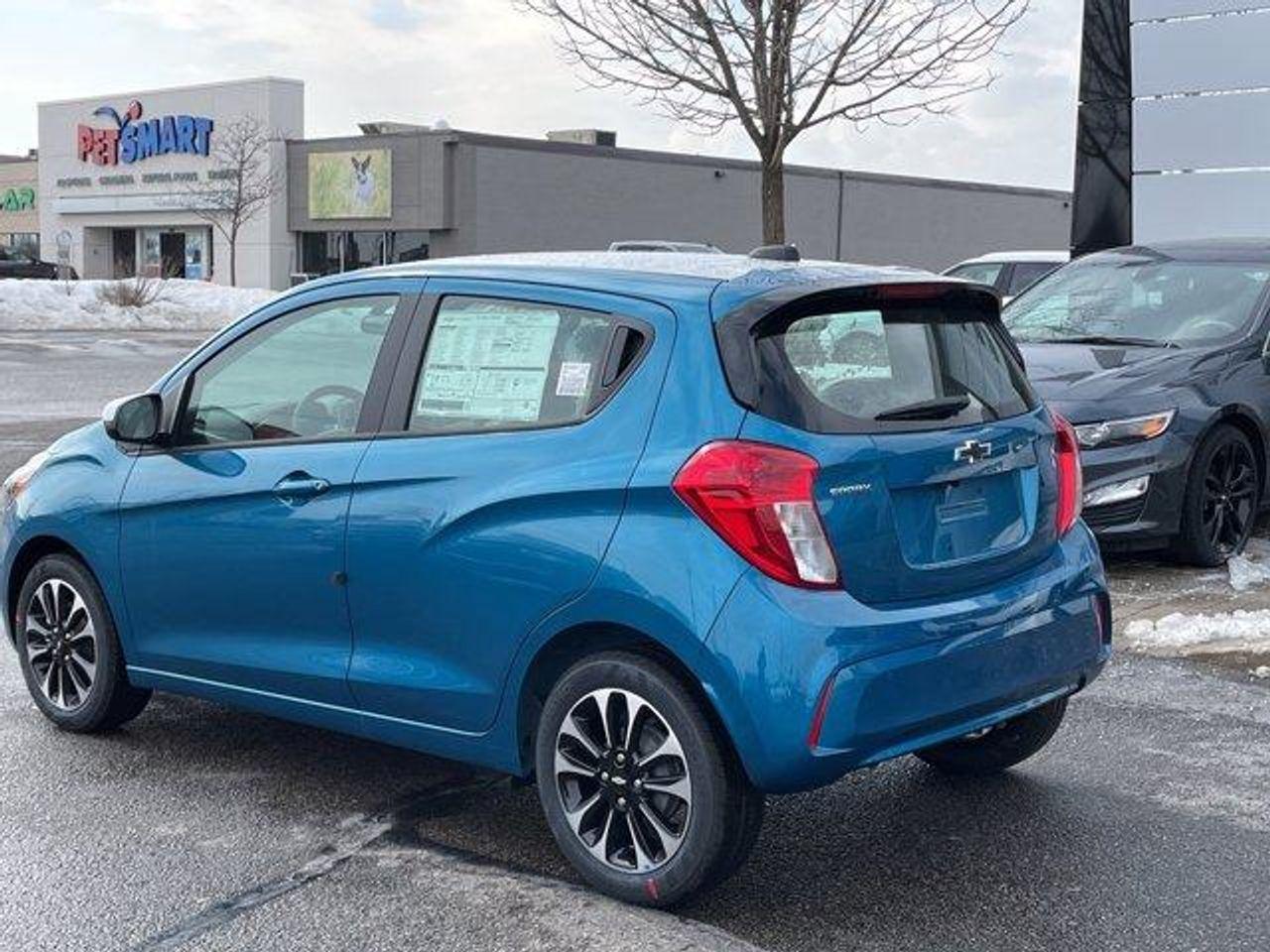 2021 Chevrolet Spark 1LT-2