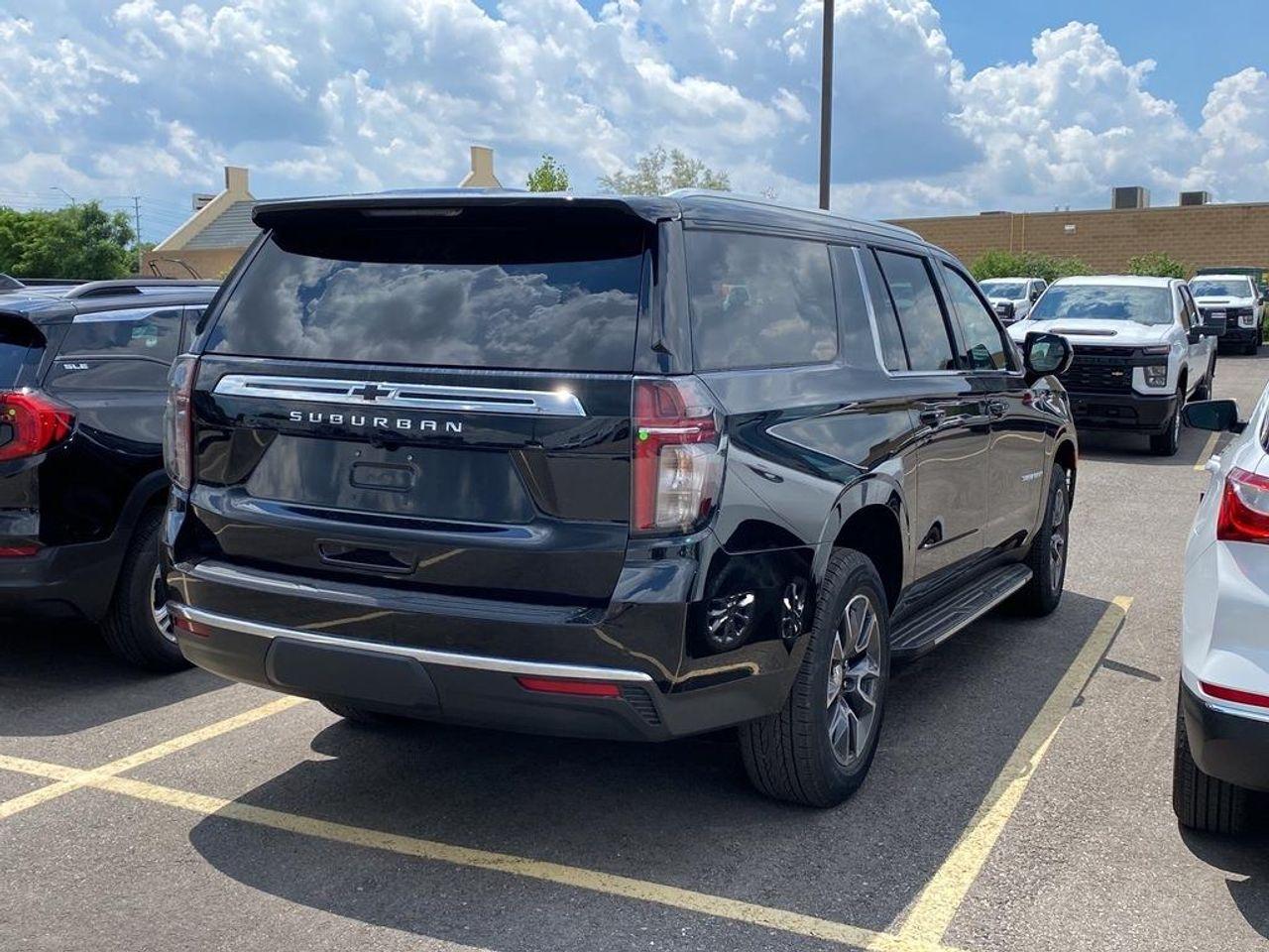 2021 Chevrolet Suburban LS-3