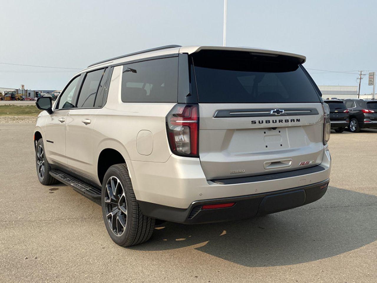 2021 Chevrolet Suburban RST-3