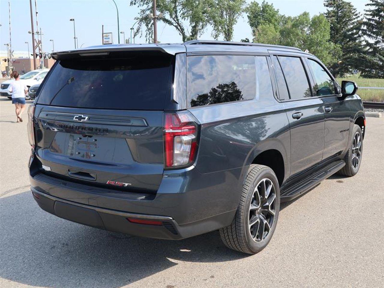 2021 Chevrolet Suburban RST-4