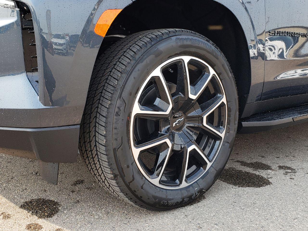 2021 Chevrolet Suburban RST-2