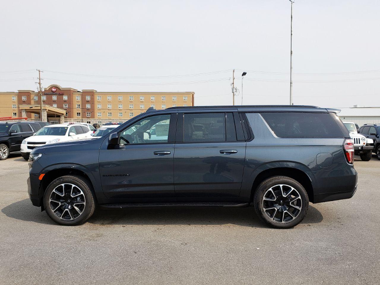 2021 Chevrolet Suburban RST-3