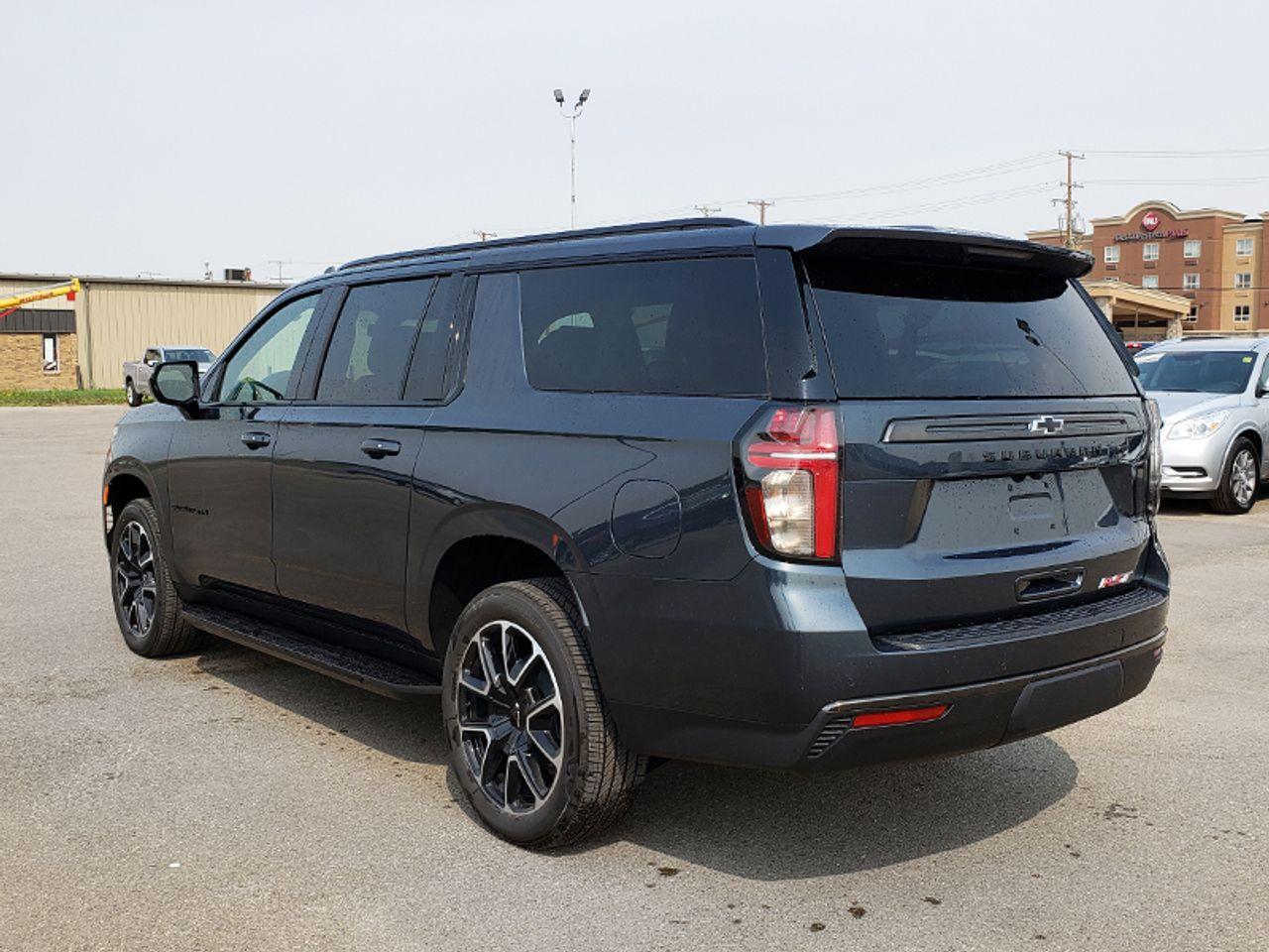 2021 Chevrolet Suburban RST-4