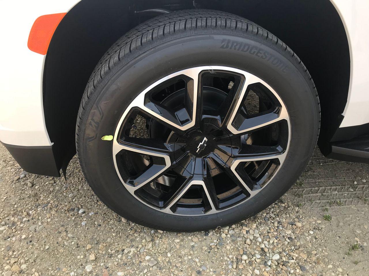 2021 Chevrolet Suburban RST-2