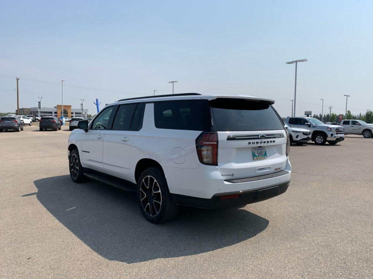 2021 Chevrolet Suburban RST-2