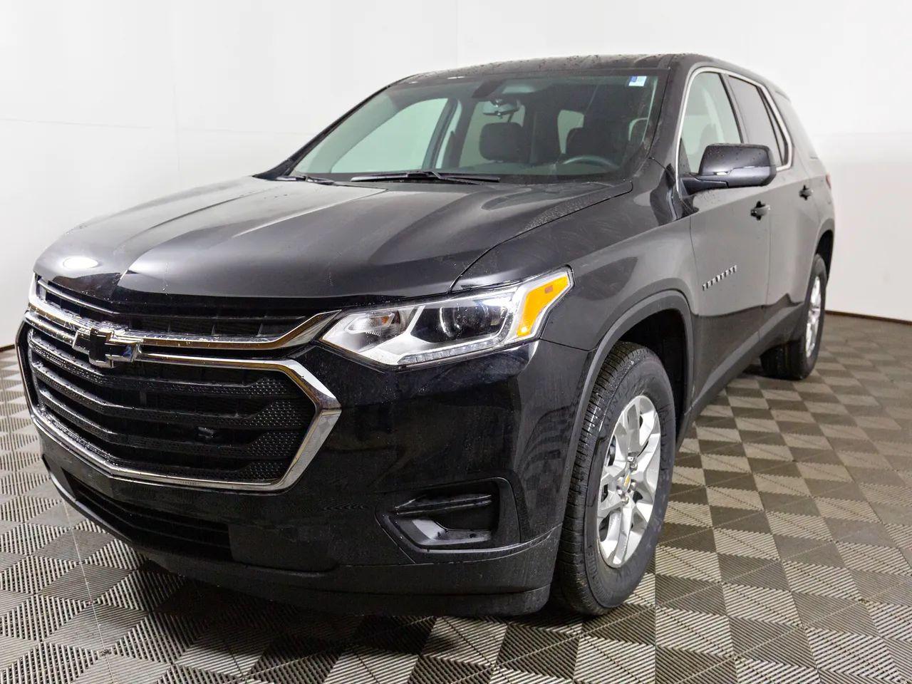 2021 Chevrolet Traverse LS-2