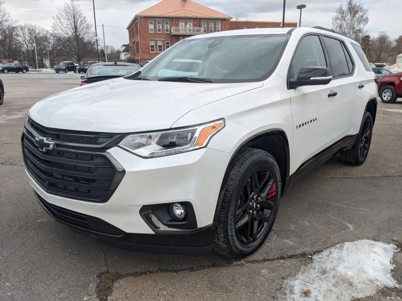 2021 Chevrolet Traverse Premier-0