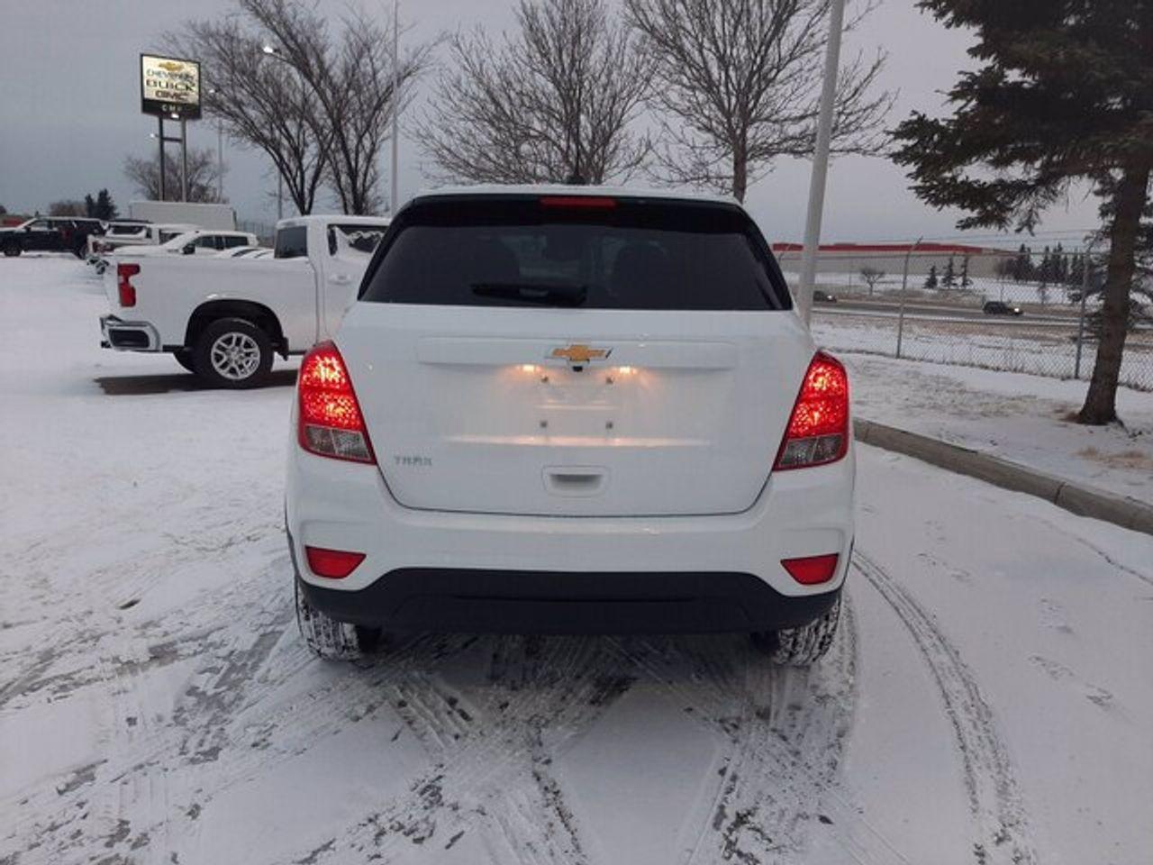 2021 Chevrolet Trax LS-2