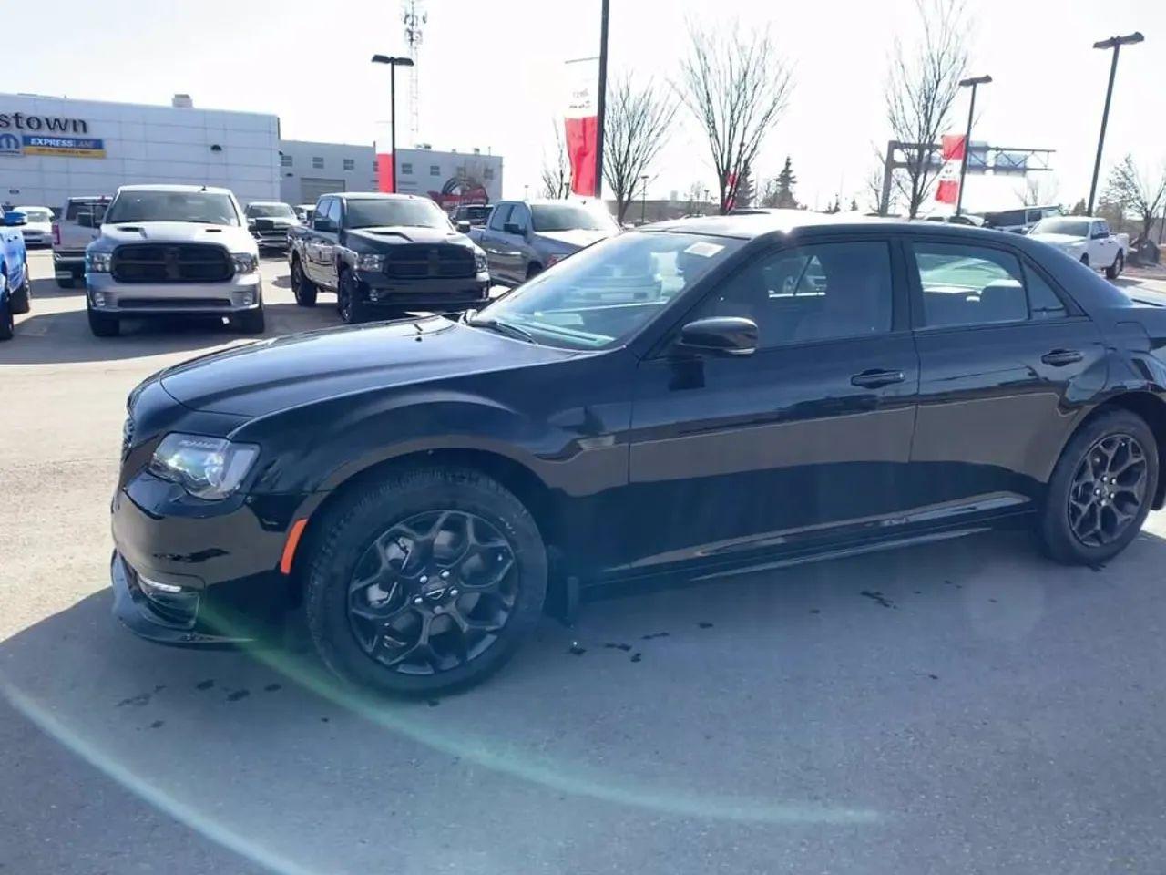 2021 Chrysler 300 LX-3