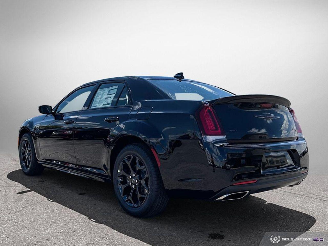 2021 Chrysler 300 LX-3