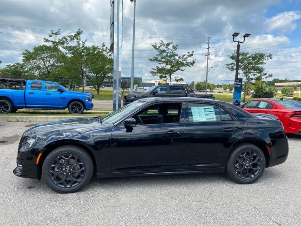 2021 Chrysler 300 LX-1