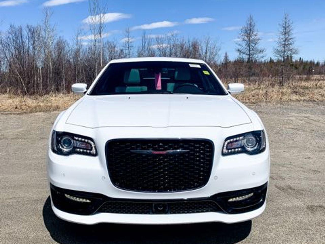 2021 Chrysler 300 LX-1