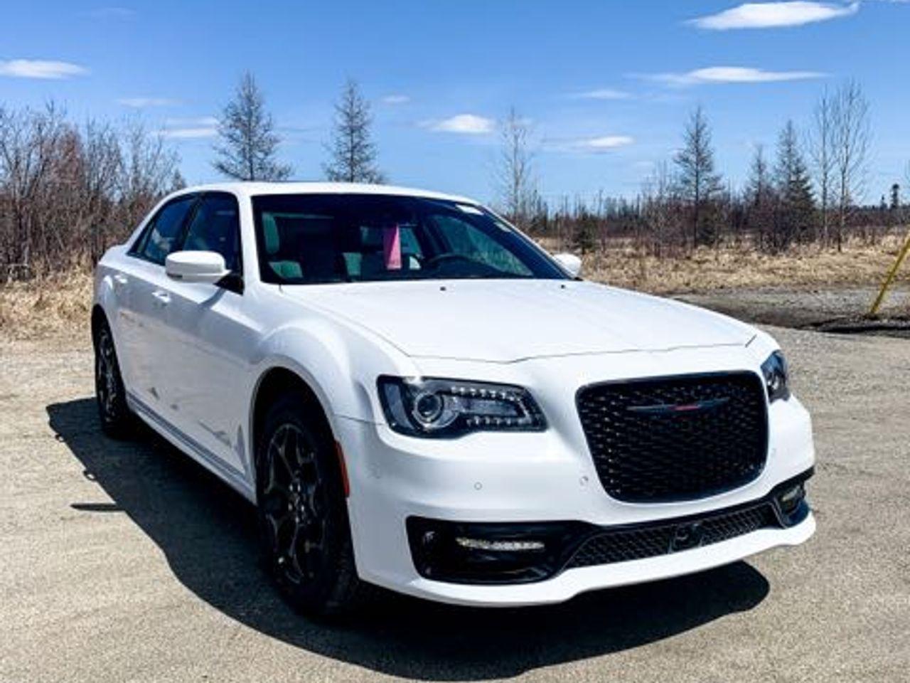 2021 Chrysler 300 LX-2