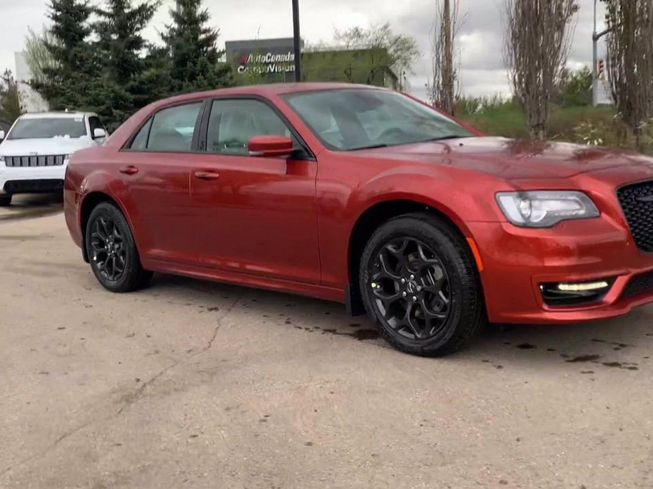2021 Chrysler 300 Touring-2