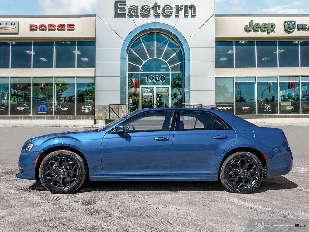 2021 Chrysler 300 Touring-1