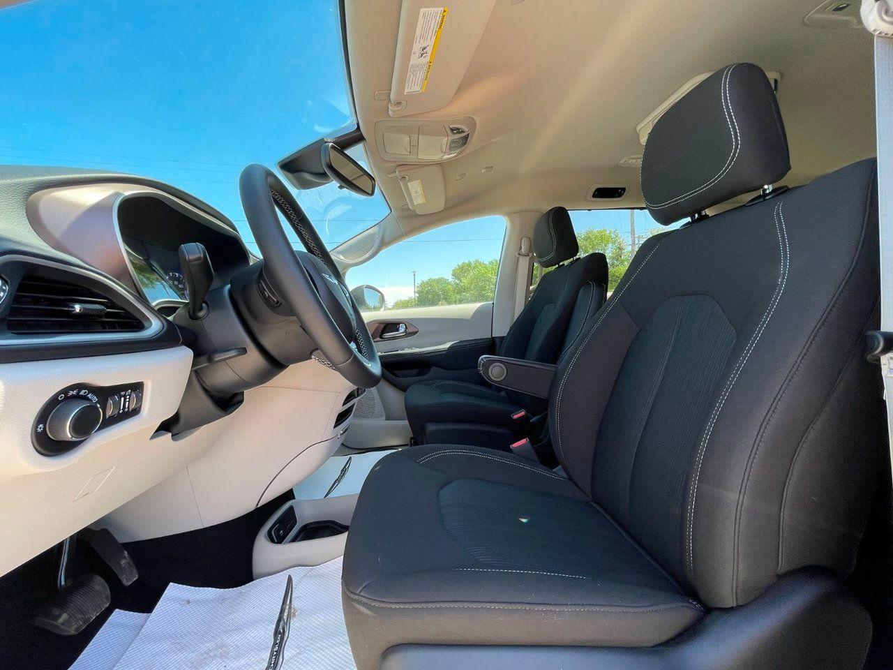 2021 Chrysler Grand Caravan RU-3