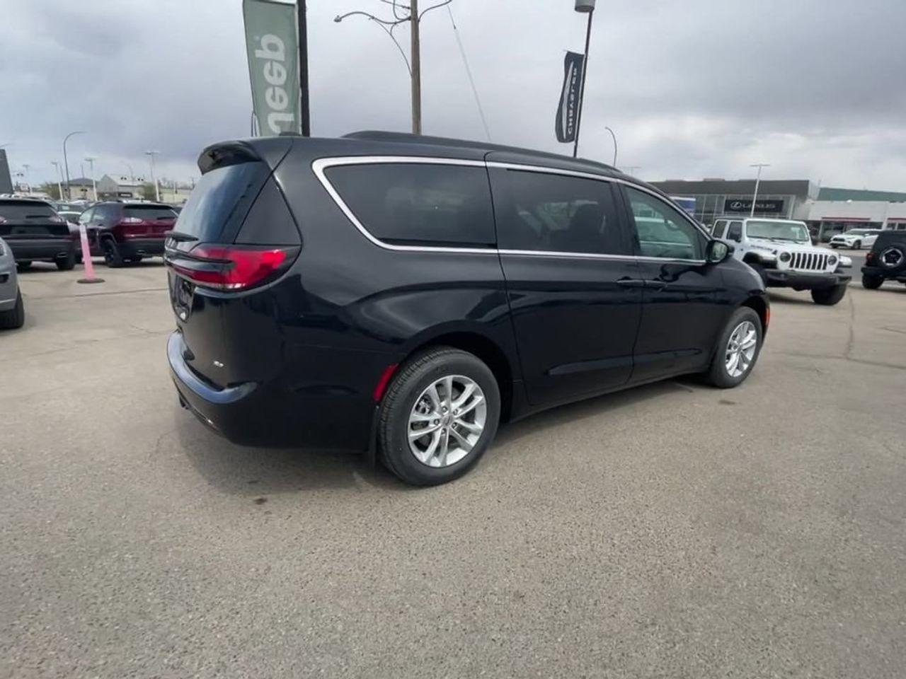 2021 Chrysler Pacifica RU-2